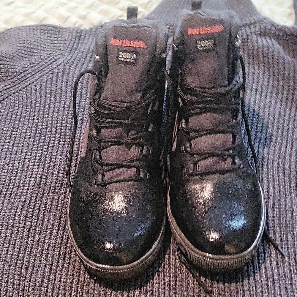 Northside Black Insulated Boots
